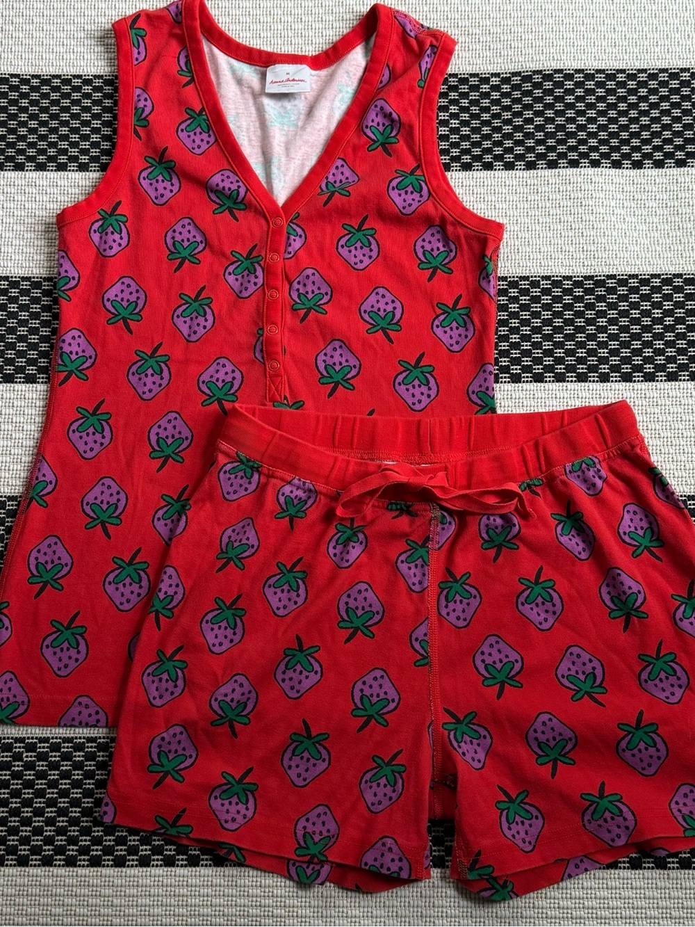 Hanna Andersson Strawberry Organic Cotton Pajama Set Size M - Picture 4 of 5